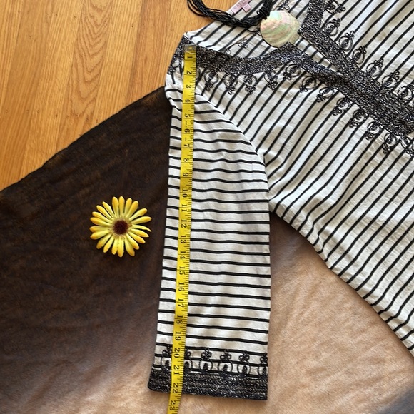 🌺 CALYPSO ST. BARTH; Luxury, Embroidered, Black/White Striped Beach Cover-Up L! - Picture 9 of 12